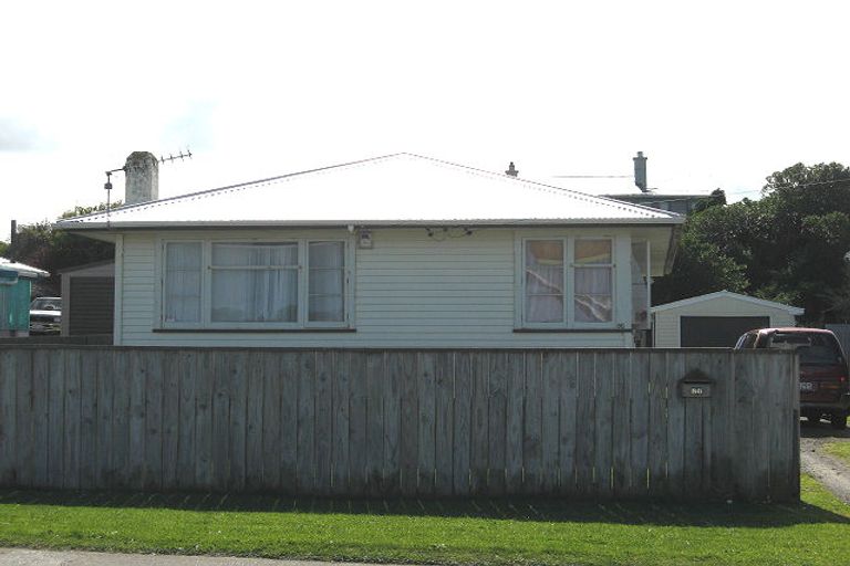 Photo of property in 86 Matai Street, Castlecliff, Whanganui, 4501