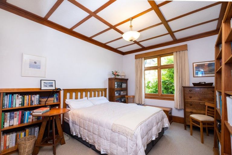 Photo of property in 35 Goldsmith Road, Hospital Hill, Napier, 4110