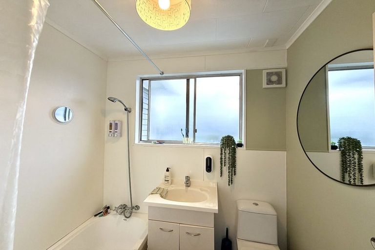 Photo of property in 4/62 Martin Street, Wallaceville, Upper Hutt, 5018