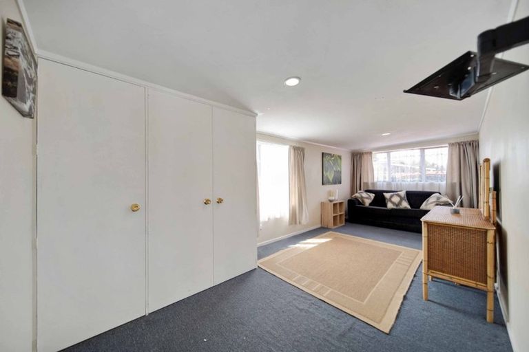 Photo of property in 57 Cargill Street, Papakura, 2110