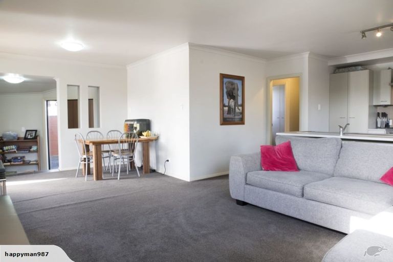 Photo of property in 37 Pulham Crescent, Queenwood, Hamilton, 3210