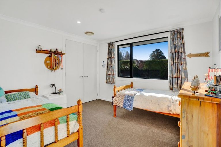 Photo of property in 13 Biron Place, Stratford, 4332