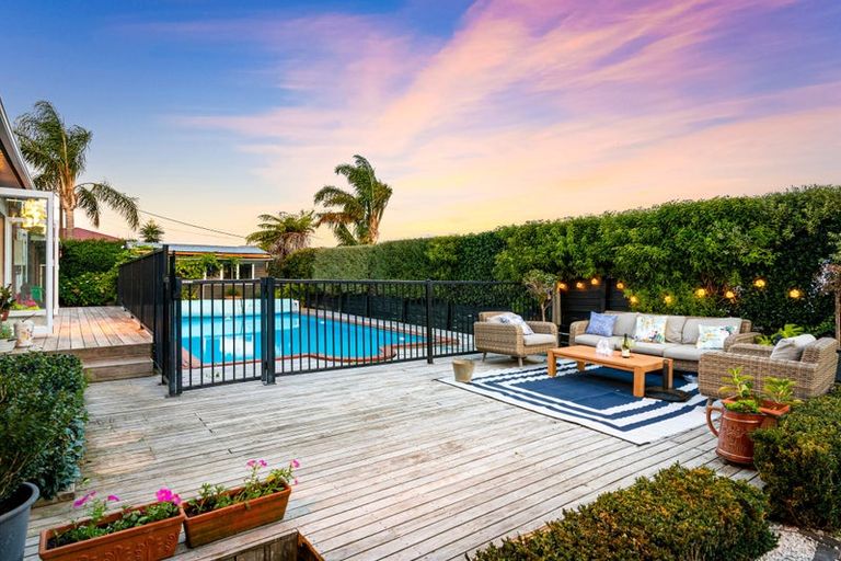 Photo of property in 58 Sunrise Avenue, Mairangi Bay, Auckland, 0630