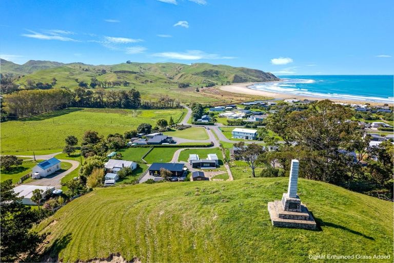 Photo of property in 4c Shoal Beach Road, Aramoana, Omakere, 4271