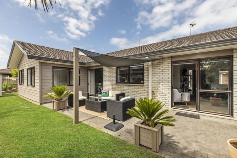 Photo of property in 1/7 Mirabell Place, Golflands, Auckland, 2013