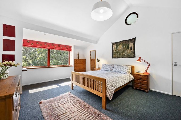 Photo of property in 188 Wadestown Road, Wadestown, Wellington, 6012