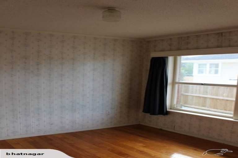 Photo of property in 2/34 Chartwell Avenue, Glenfield, Auckland, 0629