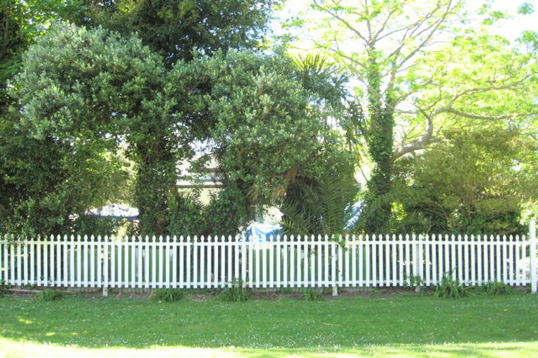 Photo of property in 15 Cheeseman Road, Inner Kaiti, Gisborne, 4010