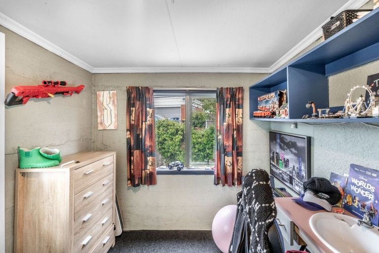 Photo of property in 1 Christina Street, Strathern, Invercargill, 9812