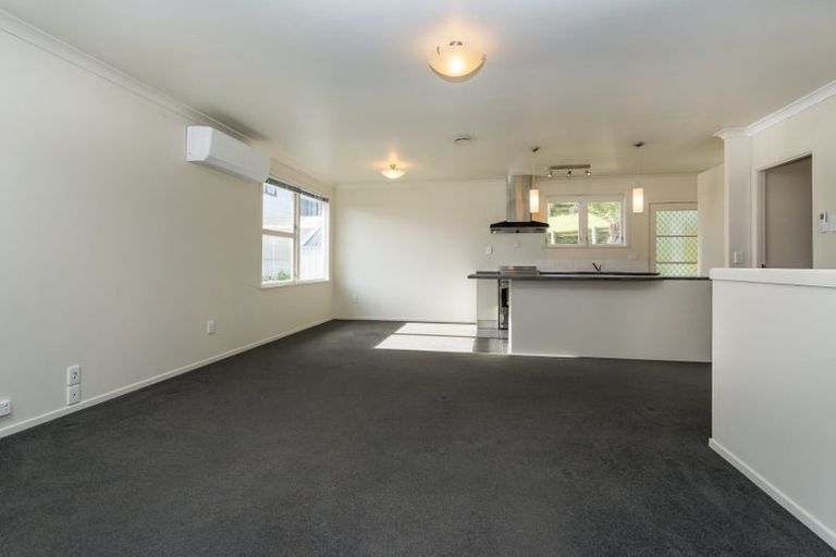 Photo of property in 62 Stott Avenue, Birkdale, Auckland, 0626