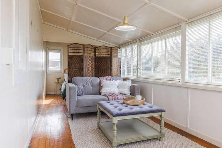 Photo of property in 2 Devon Road, Springvale, Whanganui, 4501