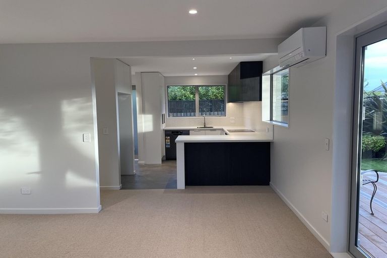 Photo of property in 2/53 Orrick Crescent, Avondale, Christchurch, 8061