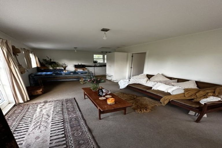 Photo of property in 280 Riverhead Road, Riverhead, Kumeu, 0892