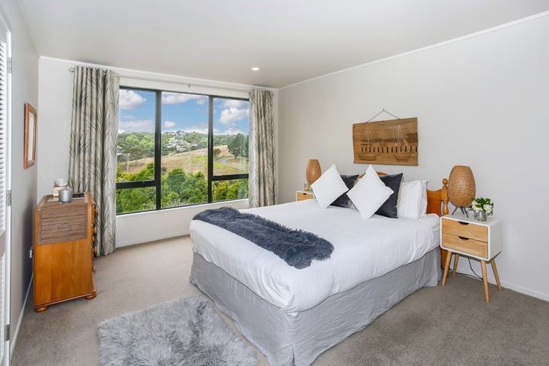 Photo of property in 325 Flat Bush School Road, Flat Bush, Auckland, 2019