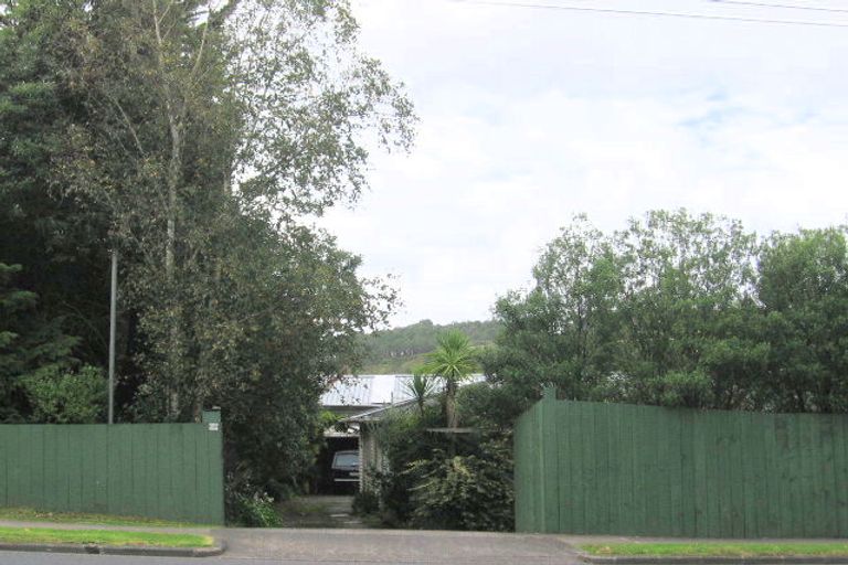 Photo of property in 377 West Coast Road, Glen Eden, Auckland, 0602