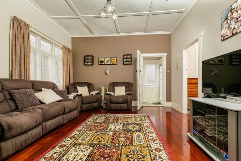 Photo of property in 53 Moa Road, Point Chevalier, Auckland, 1022