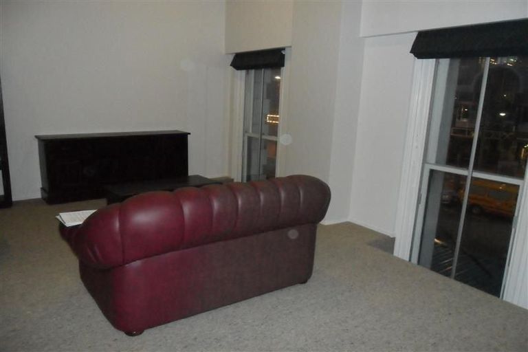 Photo of property in Courtenay Apartments, 203/120 Courtenay Place, Te Aro, Wellington, 6011