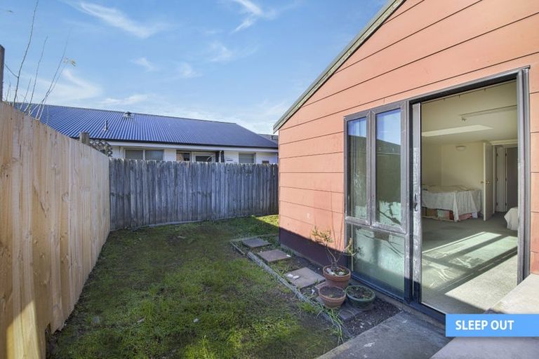 Photo of property in 27 Curletts Road, Sockburn, Christchurch, 8042
