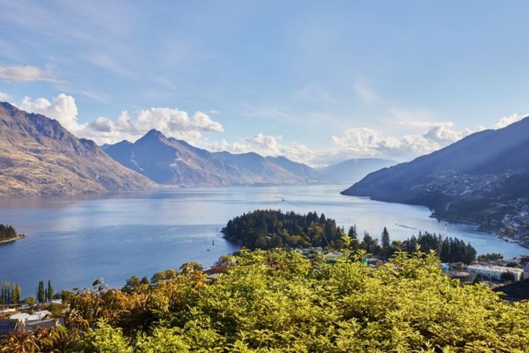 Photo of property in 7b Manchester Place, Queenstown, 9300