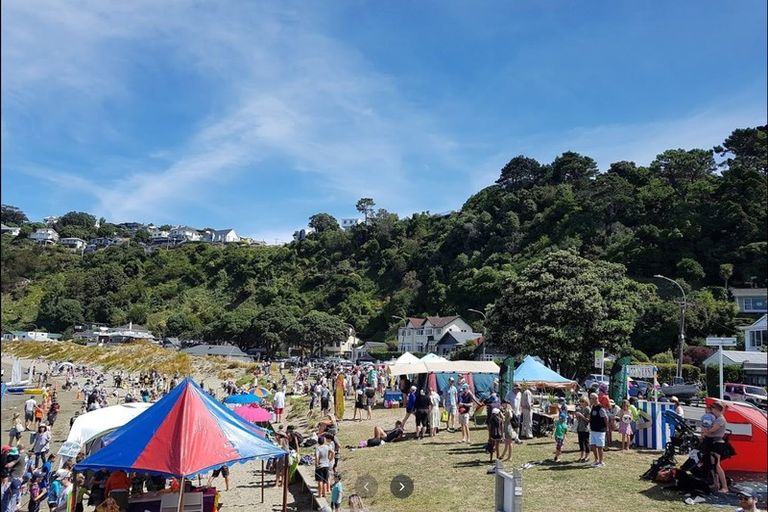 Photo of property in 93 Townsend Road, Miramar, Wellington, 6022