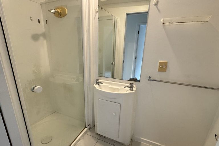 Photo of property in Lynn Park Terrace, 26/12 Ambrico Place, New Lynn, Auckland, 0600