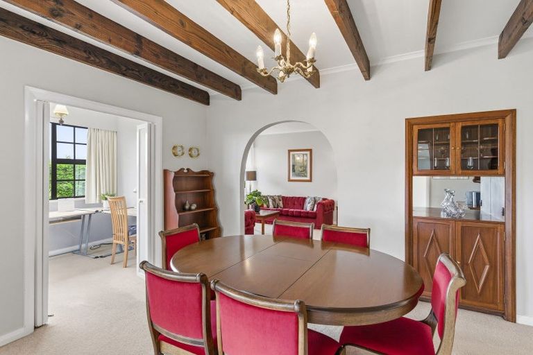 Photo of property in 15 Koputaroa Road, Levin, 5575