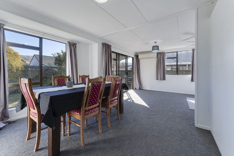 Photo of property in 19 Linrosa Place, Cromwell, 9310