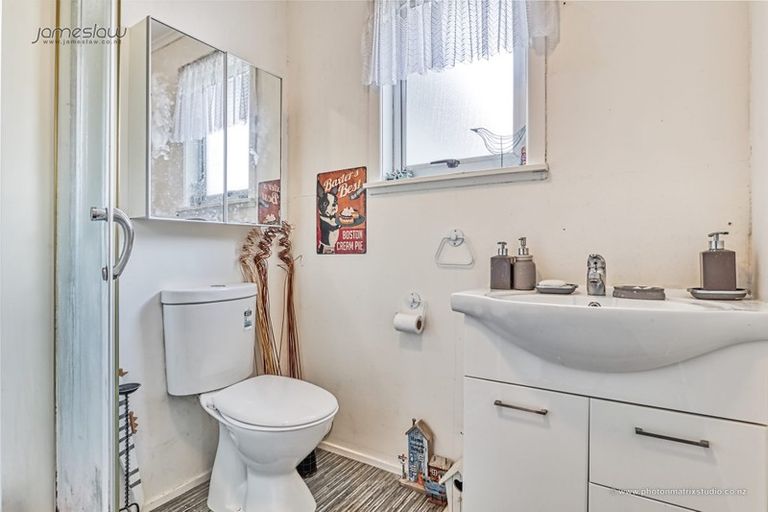 Photo of property in 1/25 Morton Avenue, Forrest Hill, Auckland, 0620