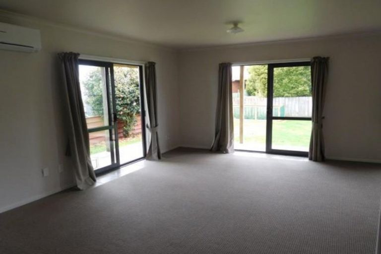 Photo of property in 241a Huatoki Street, Upper Vogeltown, New Plymouth, 4310