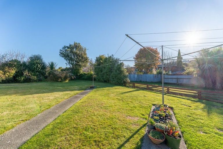 Photo of property in 1/71 Ranui Avenue, Waimataitai, Timaru, 7910