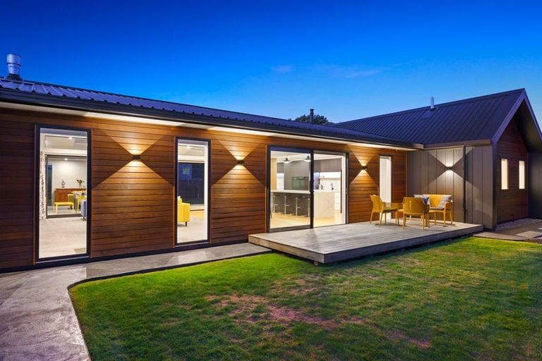 Photo of property in 5 Bressay Way, Waikanae, 5036