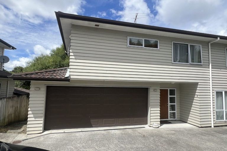 Photo of property in 111a Triangle Road, Massey, Auckland, 0614
