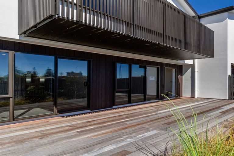 Photo of property in 2 Kenny Avenue, Ahuriri, Napier, 4110