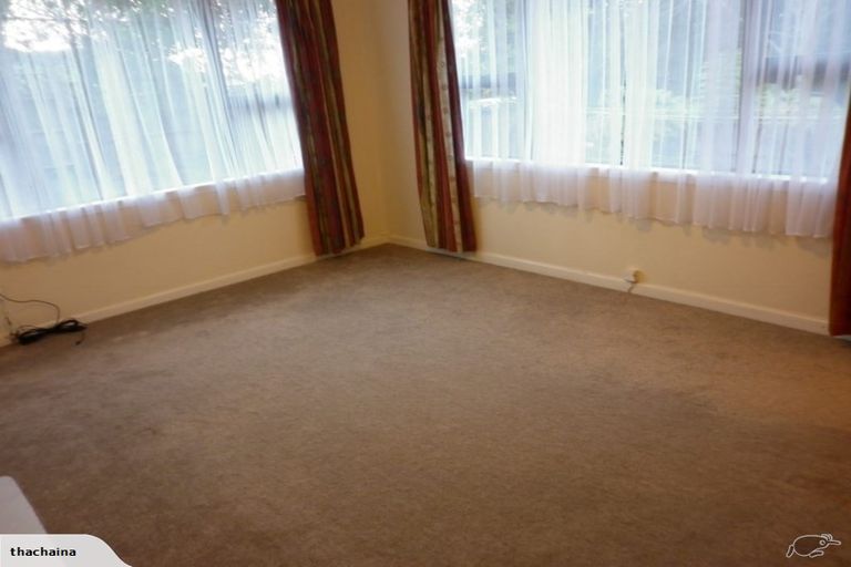 Photo of property in 1/21 Hauraki Crescent, Pinehill, Auckland, 0632