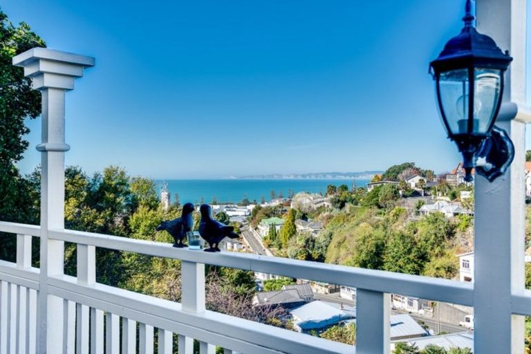 Photo of property in 5 Corry Avenue, Bluff Hill, Napier, 4110