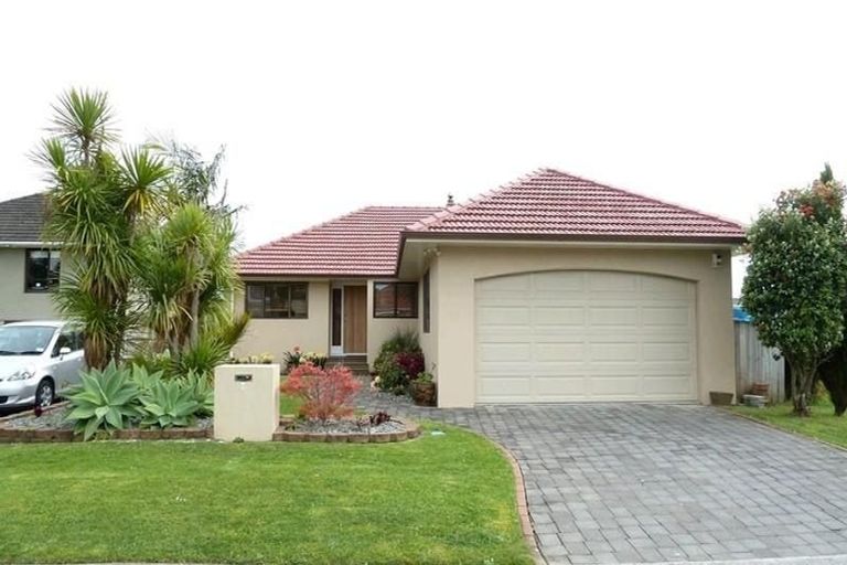 Photo of property in 11 Waller Avenue, Bucklands Beach, Auckland, 2012