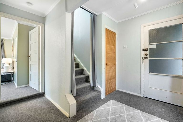 Photo of property in 102 Somerville Street, Andersons Bay, Dunedin, 9013