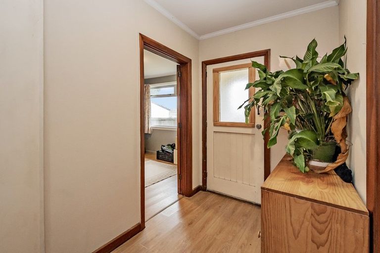 Photo of property in 35 Garvins Road, Hornby, Christchurch, 8042