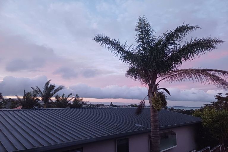 Photo of property in 2/7 Chilton Place, Howick, Auckland, 2014