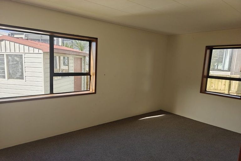 Photo of property in 58 Marywil Crescent, Hillcrest, Auckland, 0627
