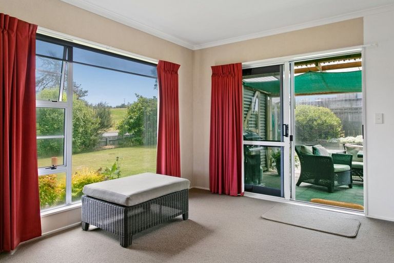 Photo of property in 39 Acacia Bay Road, Nukuhau, Taupo, 3330