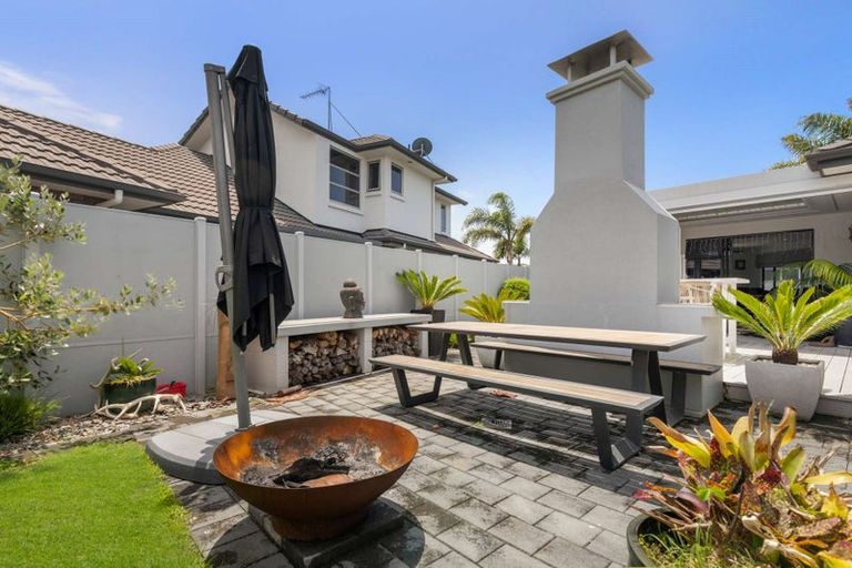 Photo of property in 43 Oceania Sands Way, Papamoa Beach, Papamoa, 3118