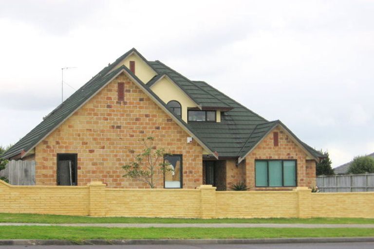 Photo of property in 29 Maghera Drive, East Tamaki Heights, Auckland, 2016