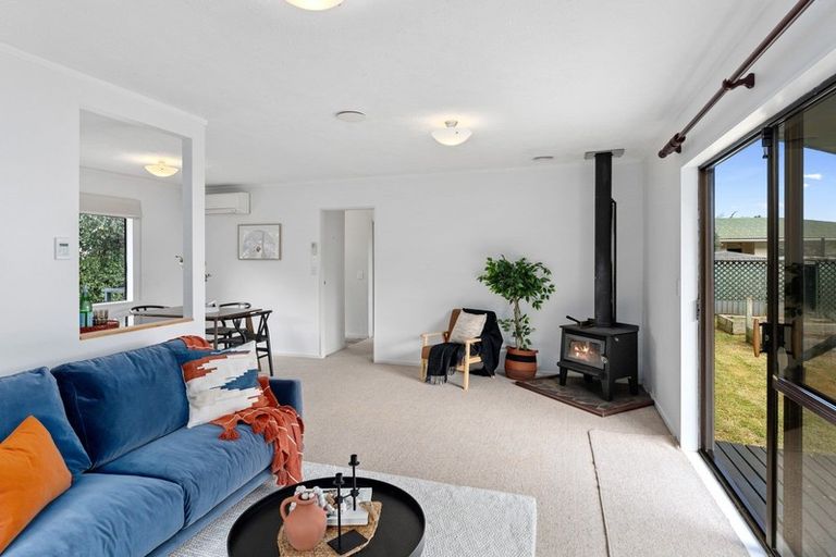 Photo of property in 76a Elizabeth Street, Waikanae, 5036