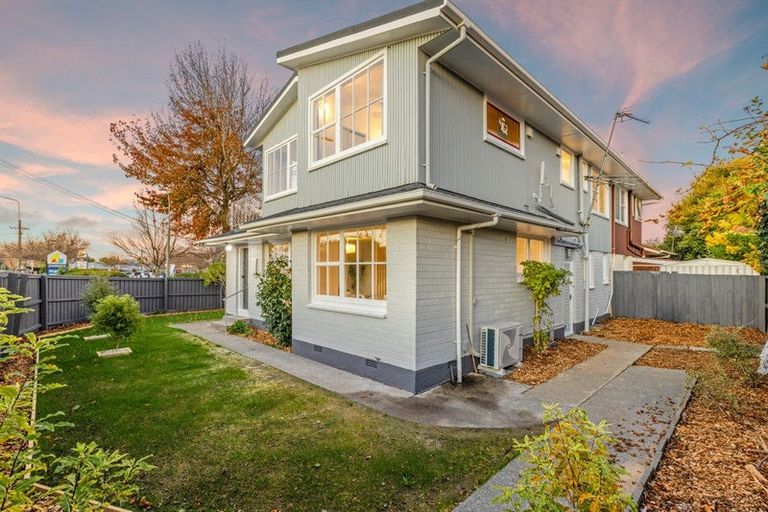 Photo of property in 1/19 Brookby Crescent, Avonhead, Christchurch, 8042