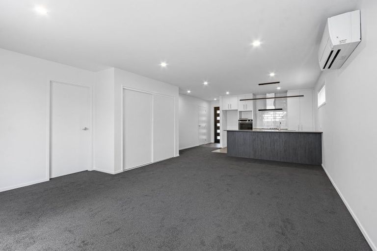 Photo of property in 15 Oakmill Drive, Casebrook, Christchurch, 8051