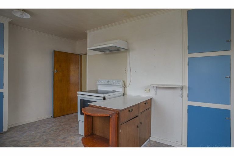 Photo of property in 38 Saint George Street, Watlington, Timaru, 7910