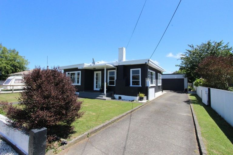 Photo of property in 12 Sedcole Street, Pahiatua, 4910