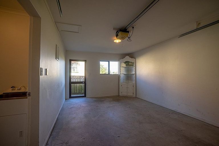 Photo of property in 1/253 Saint Aubyn Street, New Plymouth, 4310
