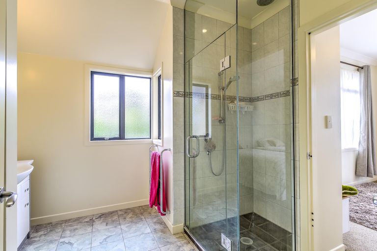 Photo of property in 28 Westvale Lane, Te Kowhai, Hamilton, 3288